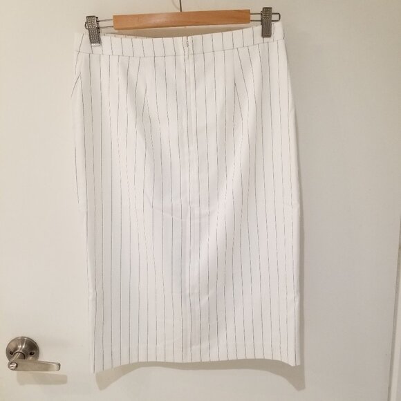 Ann Taylor Factory Pencil Skirt NWOT - Picture 4 of 4